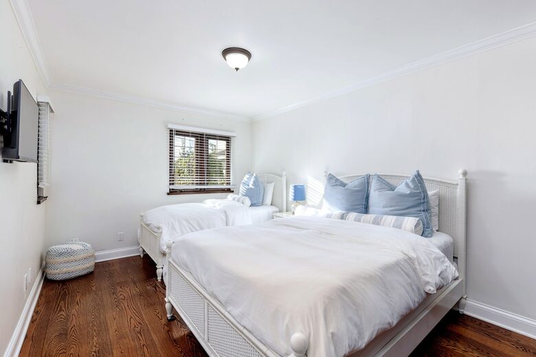 Remodeled Cottage - Minutes to Beach, Park, Shops! - San Diego, California