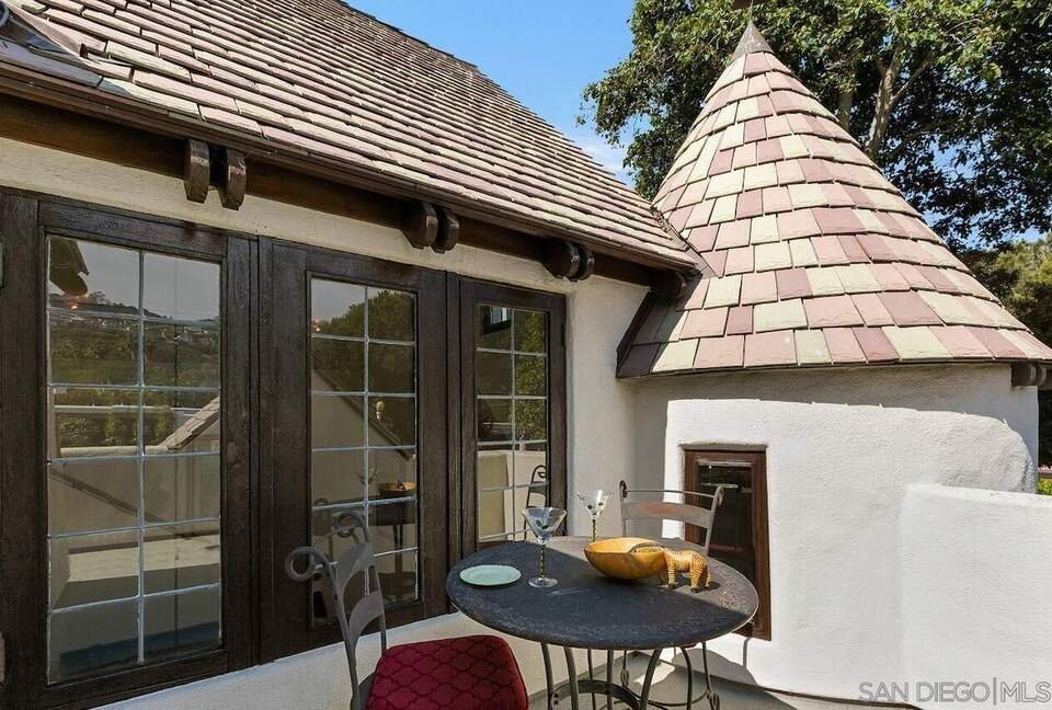 Remodeled Cottage - Minutes to Beach, Park, Shops! - San Diego, California