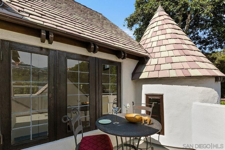 Remodeled Cottage - Minutes to Beach, Park, Shops! - San Diego, California