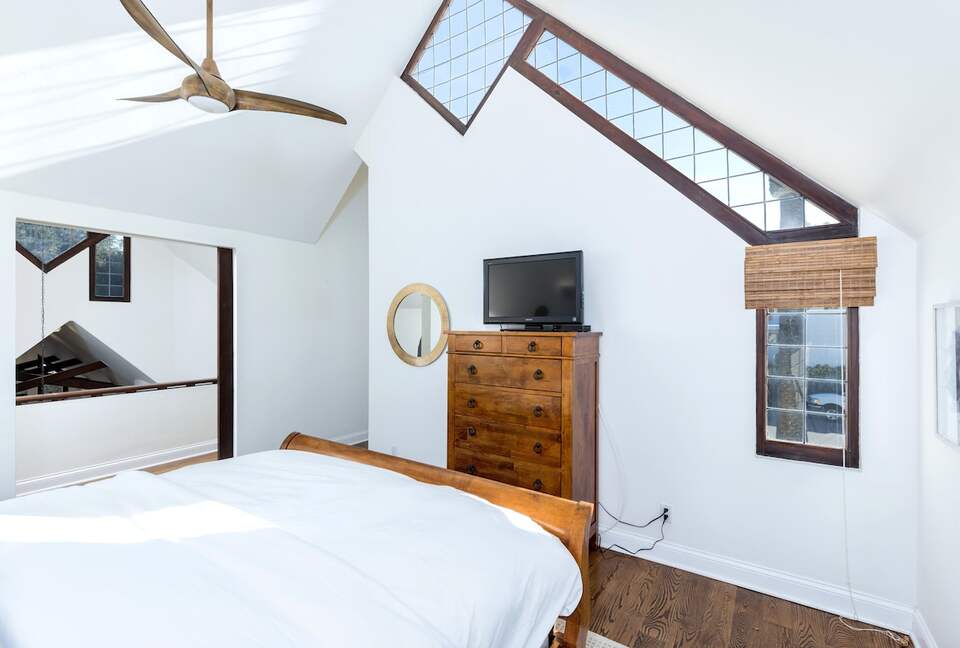 Remodeled Cottage - Minutes to Beach, Park, Shops! - San Diego, California