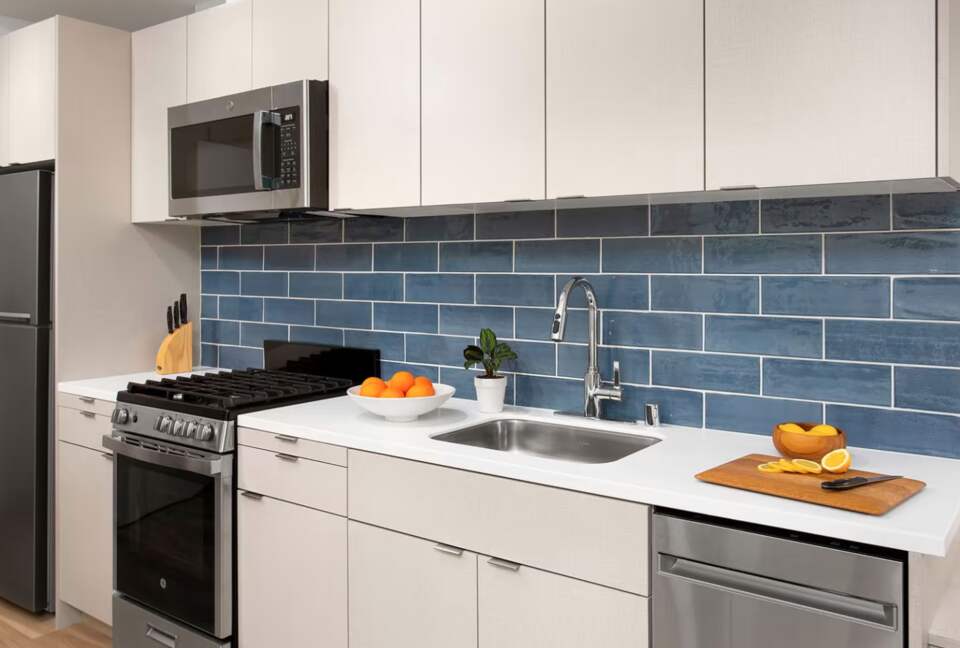 Inspire Hollywood - Brand New Luxury 2 Bedroom Condo - Los Angeles, California