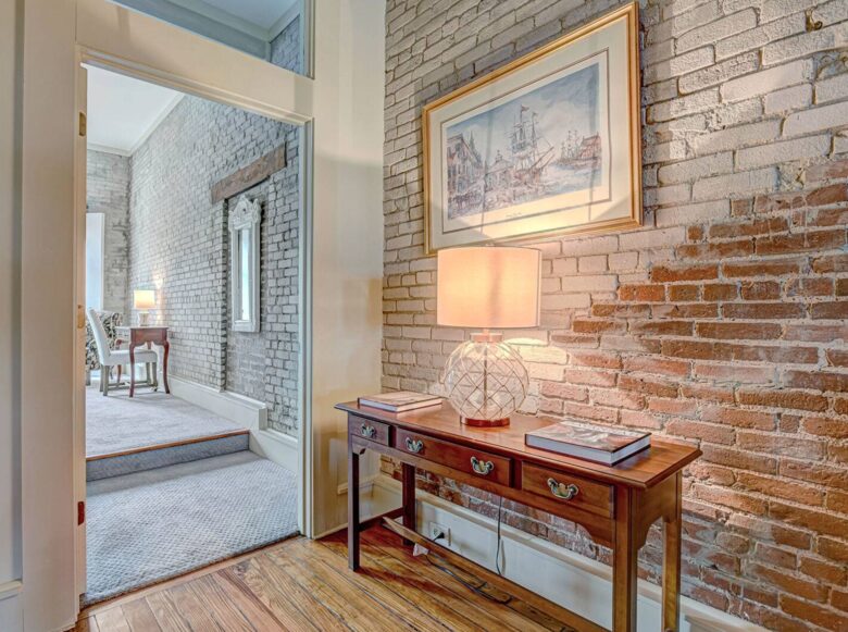 Savannah Riverview Penthouse - Savannah, Georgia