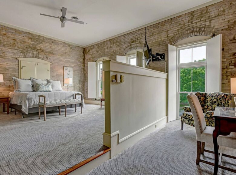 Savannah Riverview Penthouse - Savannah, Georgia