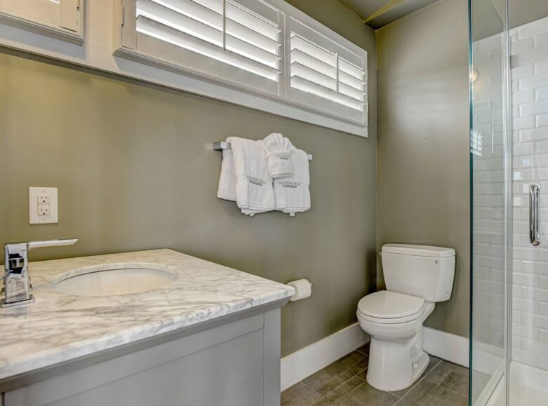 Savannah Riverview Penthouse - Savannah, Georgia