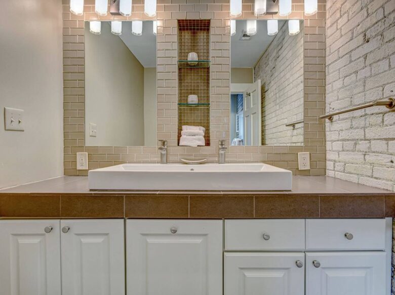 Savannah Riverview Penthouse - Savannah, Georgia