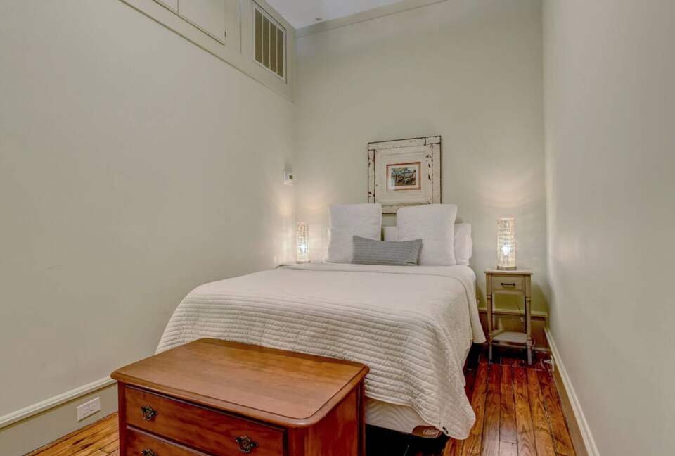 Savannah Riverview Penthouse - Savannah, Georgia