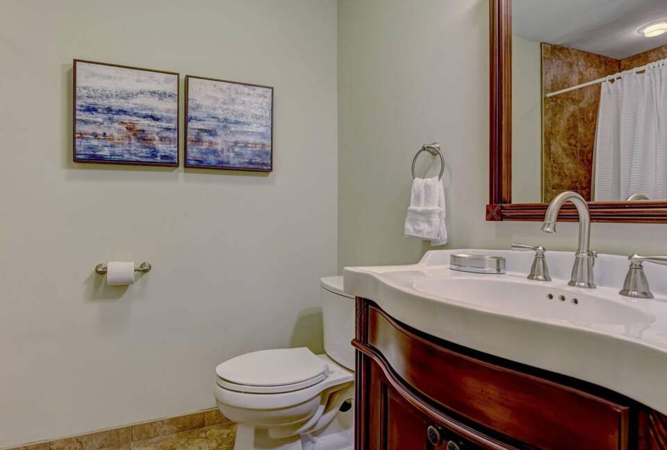 Savannah Riverview Penthouse - Savannah, Georgia