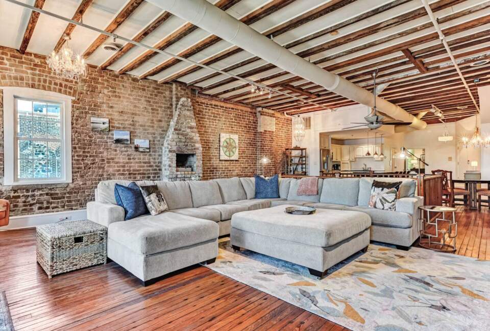 Savannah Riverview Terrace - Savannah, Georgia