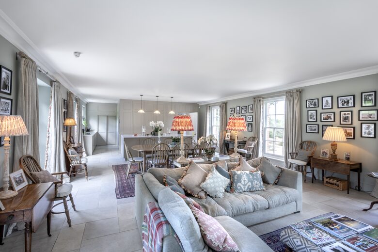 The Kitchen / Main Room