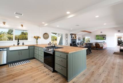 Deboem Vineyard | 20 Acre Organic Vineyard - Ballard, California