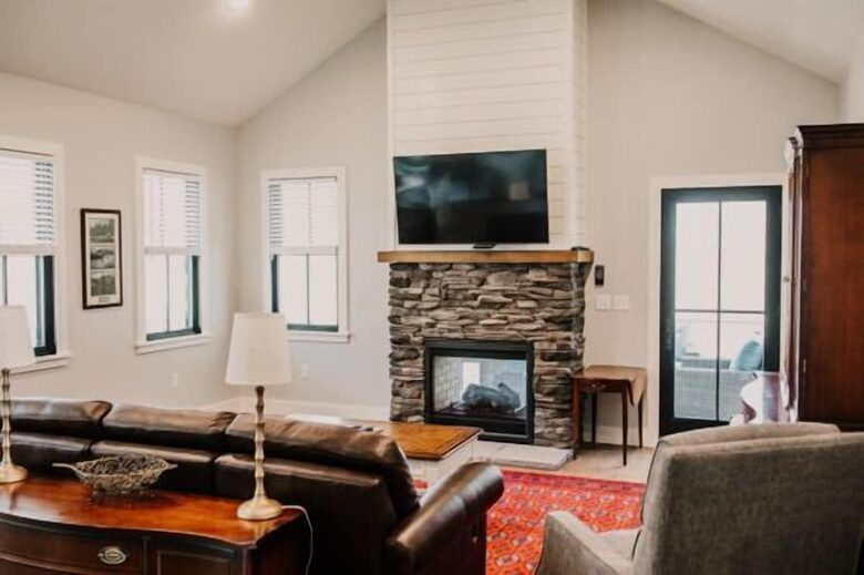 The Homestead Resort -Virginia Mountain House | Great for fly-fishing, golf, hikiing, and nearby the historic Warm Springs Pools - Hot Springs, Virginia