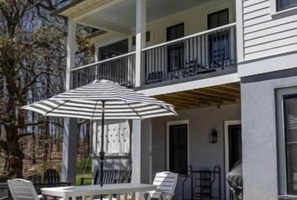 The Homestead Resort -Virginia Mountain House | Great for fly-fishing, golf, hikiing, and nearby the historic Warm Springs Pools - Hot Springs, Virginia