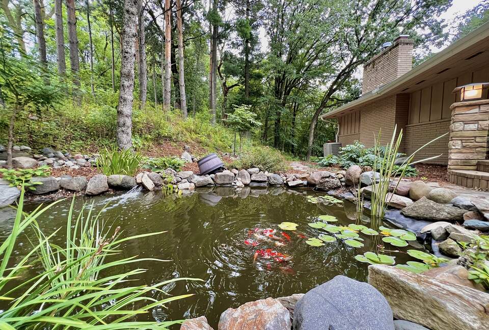 Secluded Forest Retreat Minutes From Minneapolis - Minnetonka, Minnesota