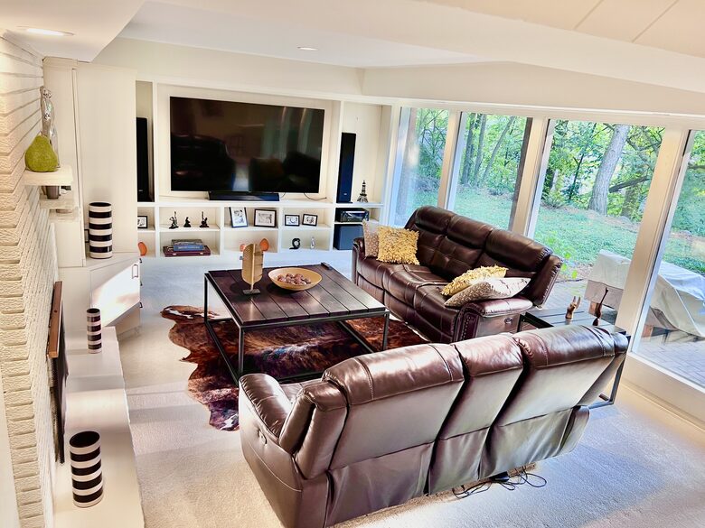 Secluded Forest Retreat Minutes From Minneapolis - Minnetonka, Minnesota