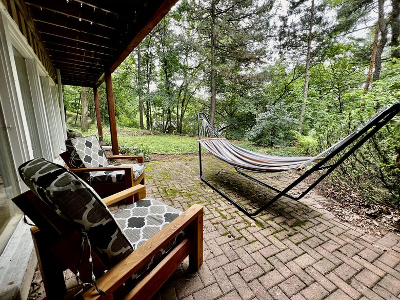 Secluded Forest Retreat Minutes From Minneapolis - Minnetonka, Minnesota