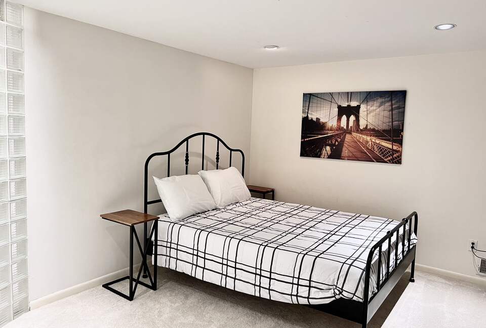 Secluded Forest Retreat Minutes From Minneapolis - Minnetonka, Minnesota