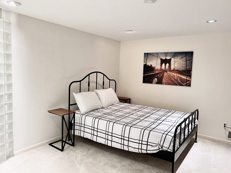 Secluded Forest Retreat Minutes From Minneapolis - Minnetonka, Minnesota