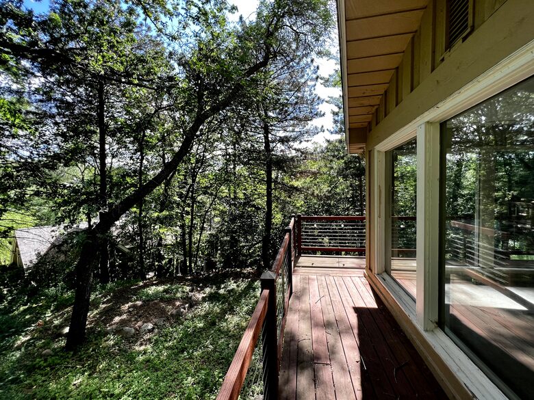 Secluded Forest Retreat Minutes From Minneapolis - Minnetonka, Minnesota