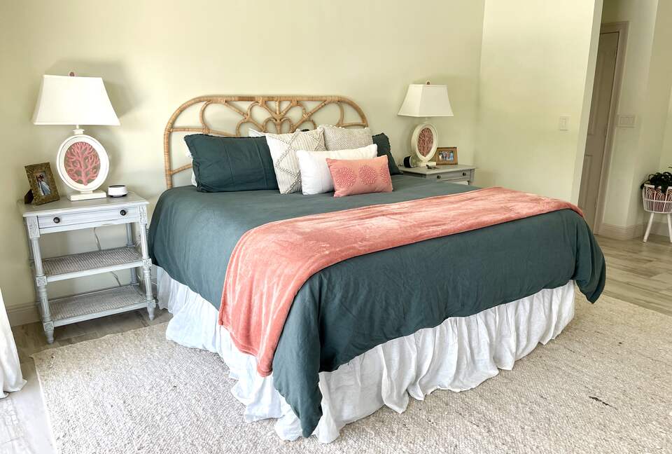 Singer Island Waterfront Home - Short Walk to the Beach - Riviera Beach, Florida