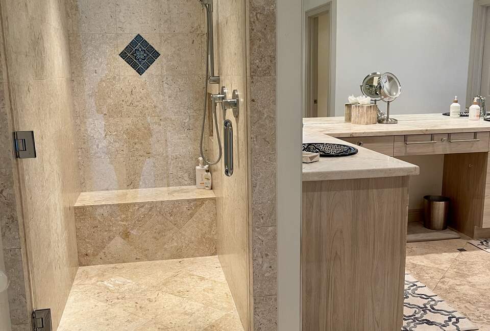 Singer Island Waterfront Home - Short Walk to the Beach - Riviera Beach, Florida