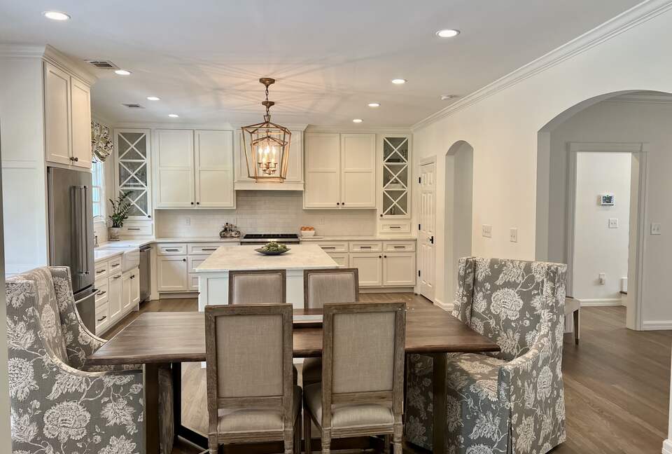 Renovated Buckhead Retreat - Atlanta, Georgia