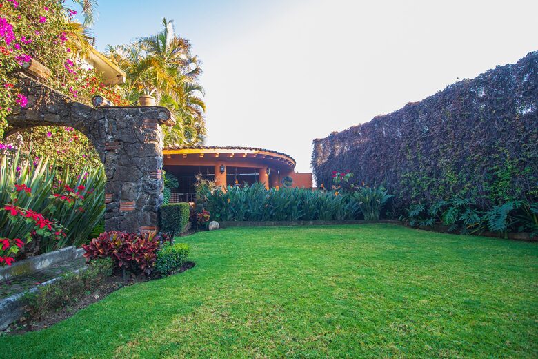 Cuerna House | Traditonal Mexican Estate with pool - Cuernavaca, Mexico