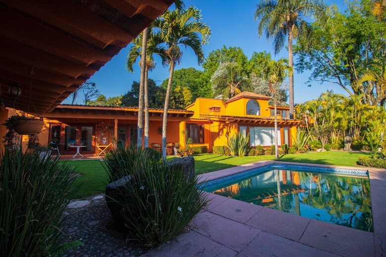 Cuerna House | Traditonal Mexican Estate with pool - Cuernavaca, Mexico