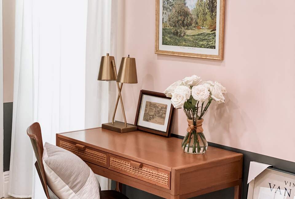 Elegant Designer Home 20 minutes to NYC w Parking! - Harrison, New Jersey