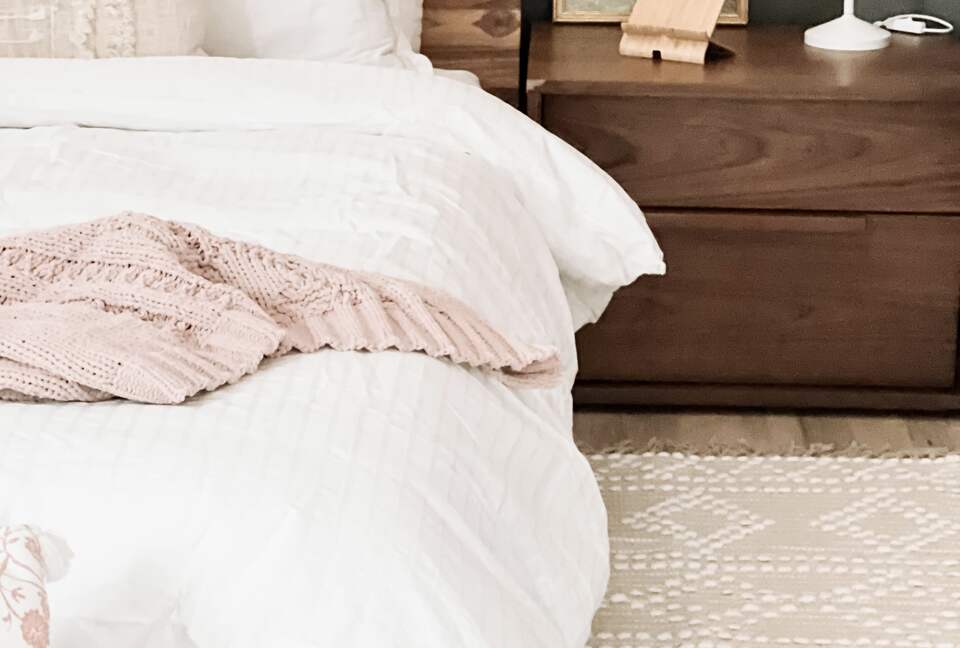 Elegant Designer Home 20 minutes to NYC w Parking! - Harrison, New Jersey