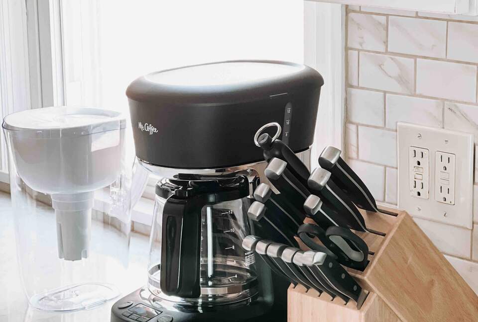 Elegant Designer Home 20 minutes to NYC w Parking! - Harrison, New Jersey