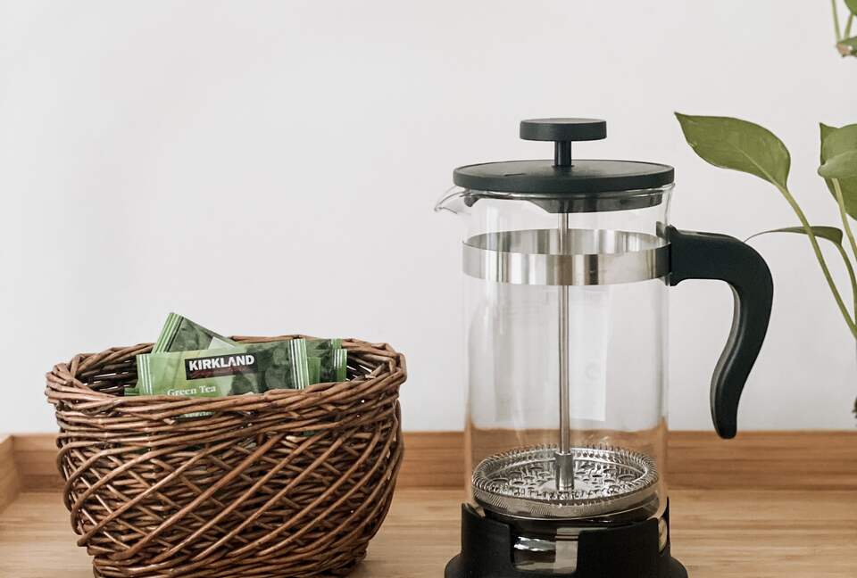 Elegant Designer Home 20 minutes to NYC w Parking! - Harrison, New Jersey