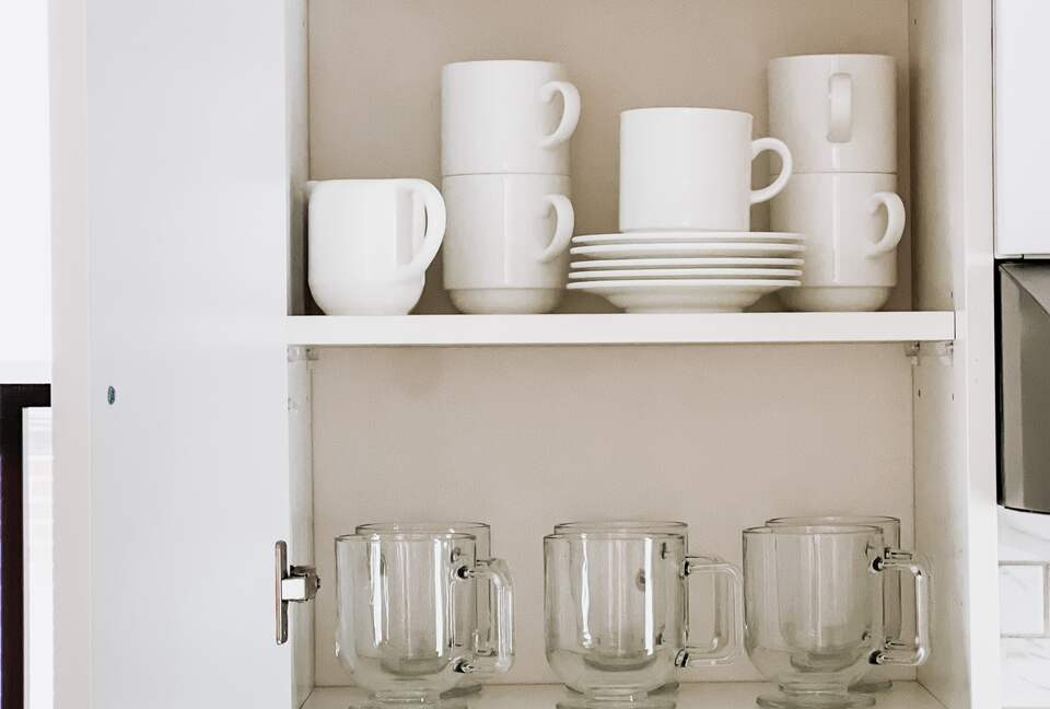 Elegant Designer Home 20 minutes to NYC w Parking! - Harrison, New Jersey