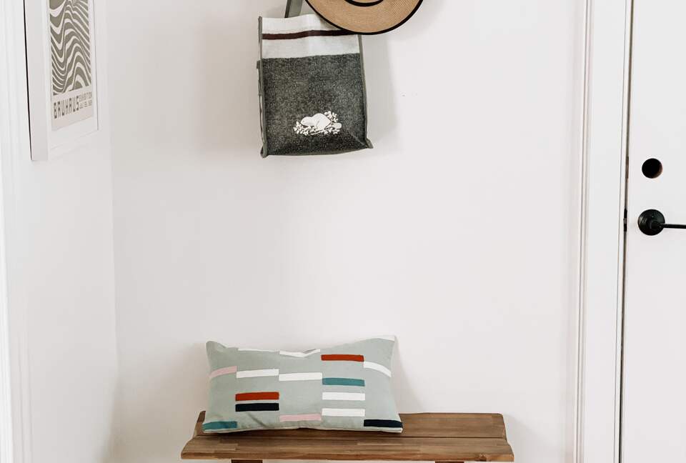 Elegant Designer Home 20 minutes to NYC w Parking! - Harrison, New Jersey