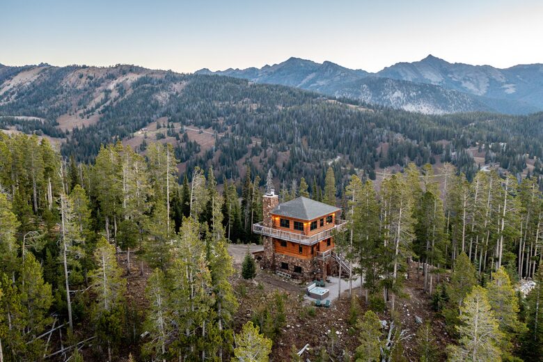 Big Sky Fire Lookout Tower - Lone Peak View - Big Sky, Montana