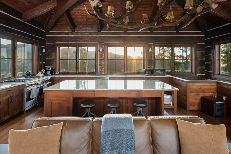 Big Sky Fire Lookout Tower - Lone Peak View - Big Sky, Montana