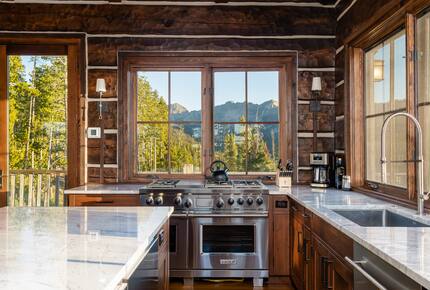 Big Sky Fire Lookout Tower - Lone Peak View - Big Sky, Montana