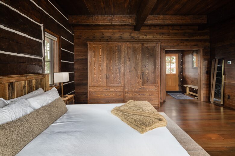 Big Sky Fire Lookout Tower - Lone Peak View - Big Sky, Montana