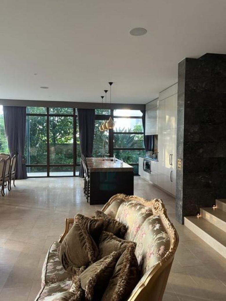 The Crescent Villa - Auckland, New Zealand