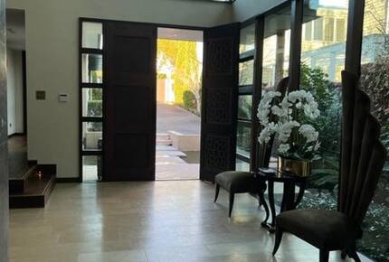 The Crescent Villa - Auckland, New Zealand