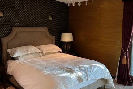 The Crescent Villa - Auckland, New Zealand