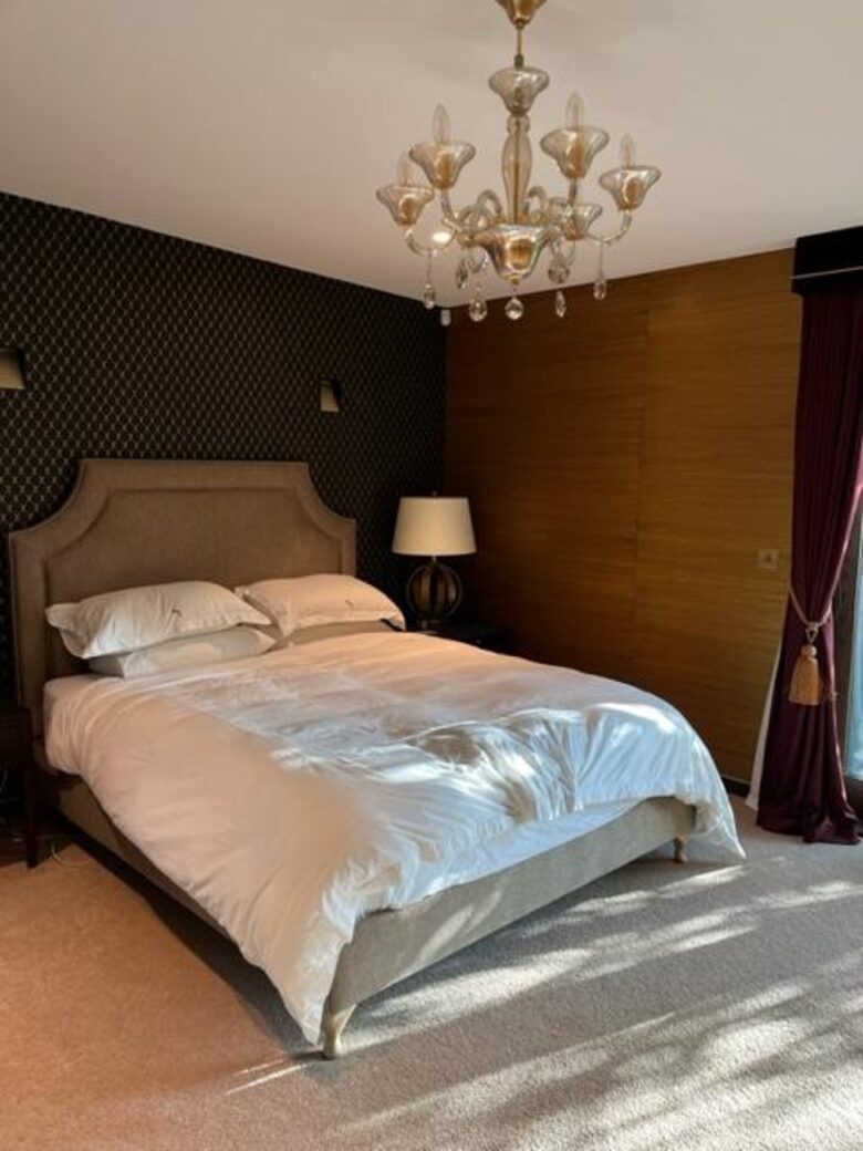 The Crescent Villa - Auckland, New Zealand