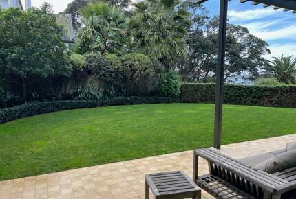 The Crescent Villa - Auckland, New Zealand