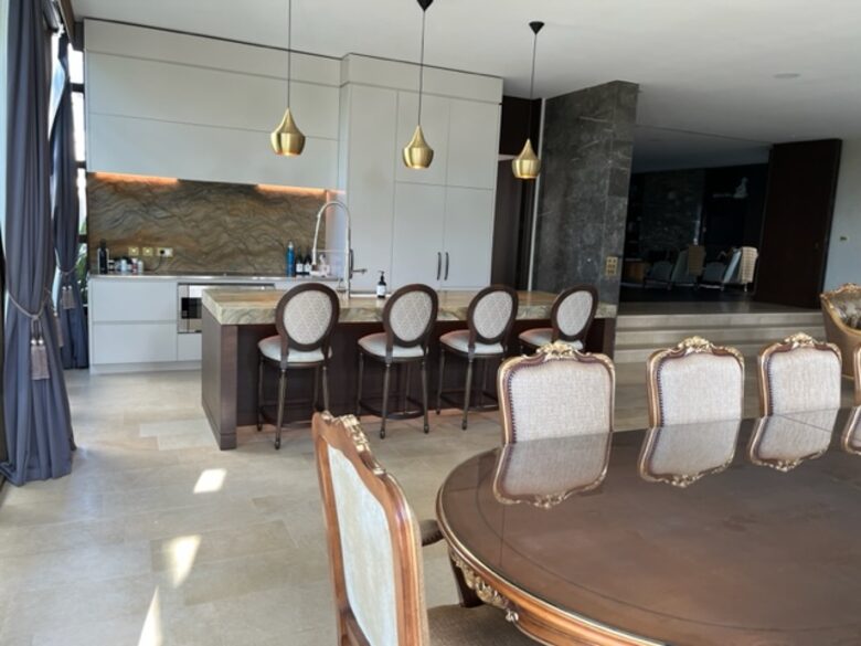 The Crescent Villa - Auckland, New Zealand