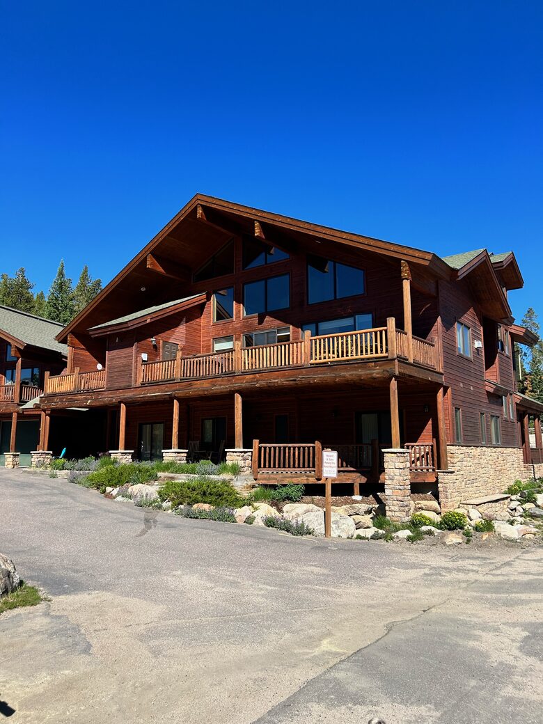 Luxury Slopeside Village Condo - Winter Park, Colorado