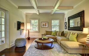 Hamptons Luxury House with Pool/Hot tub and Mature Garden 8 min walk to Beach