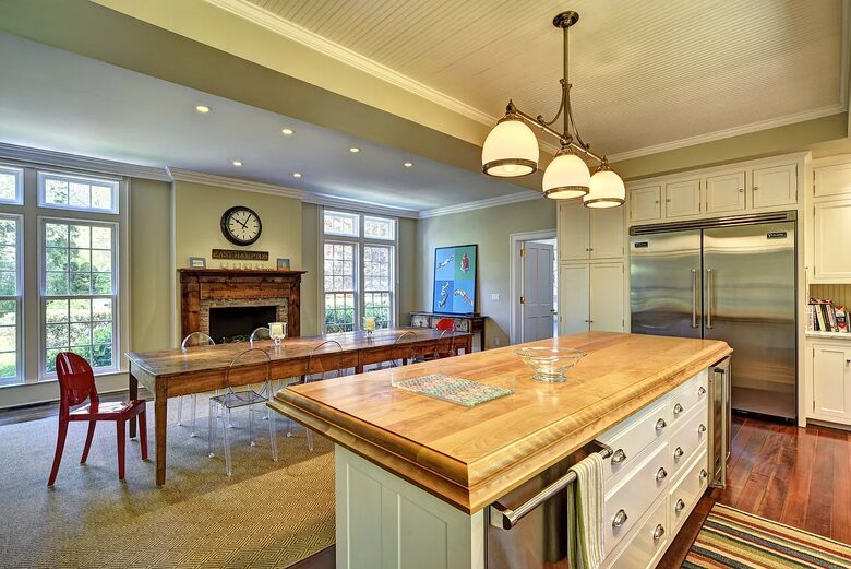 Hamptons Luxury House with Pool/Hot tub and Mature Garden 8 min walk to Beach - East Hampton, New York