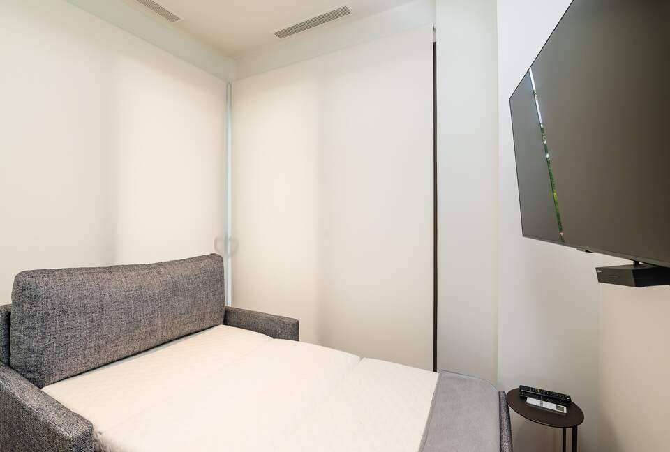 Office / Bedroom #4 - Pullout Bed