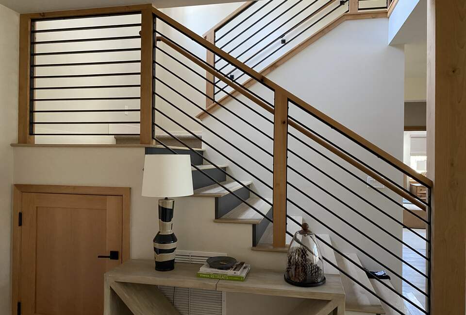 Mountain Modern Home Minutes From Ski Resorts and Lake Tahoe - Truckee, California