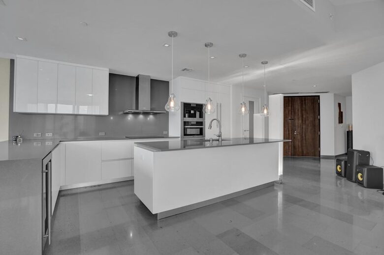 Brickell Luxury Condominium - Miami, Florida