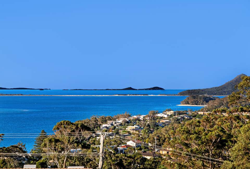 Pacific Waters | Port Stephens - Nelson Bay, Australia